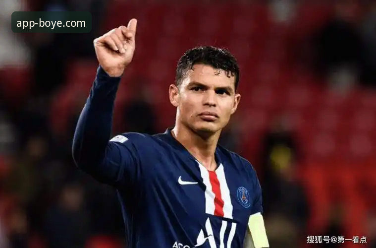 从“金元足球”到法庭审判：一位前首富的商业与足球浮沉录